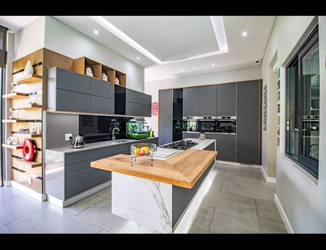 3 BEDROOM HOUSE FOR SALE IN STEYN CITY